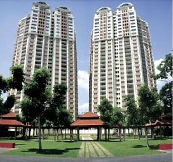Boulevard Condo Ss12