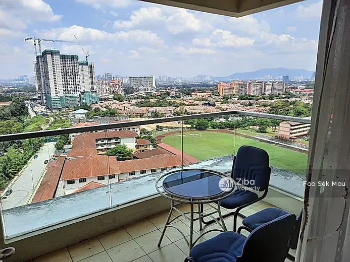 Pv8 Platinum Hill Condominium