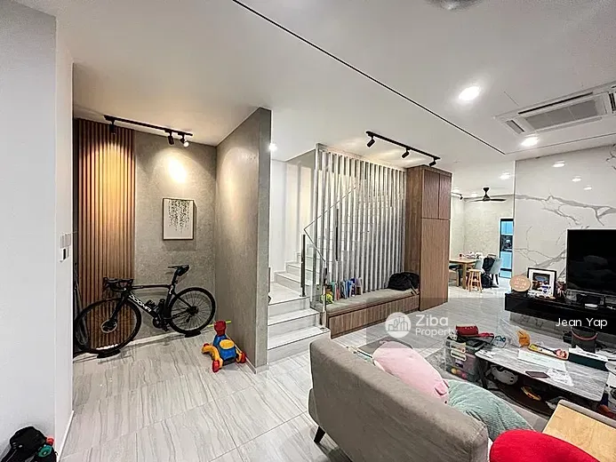 Opal Residenz, Seri Alam
