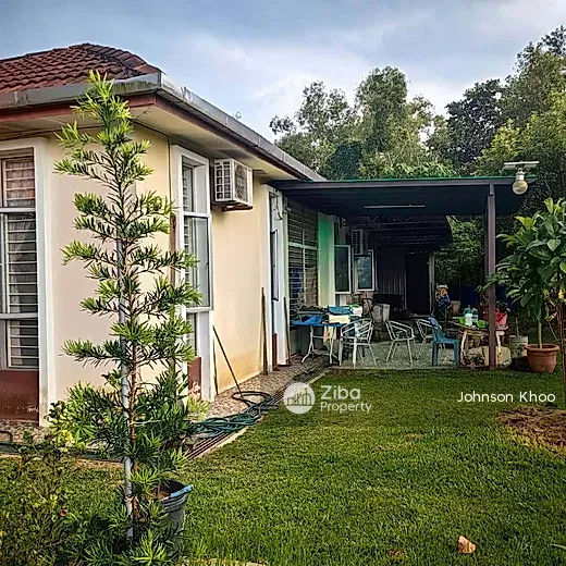 Mahkota Hill Bandar Tasik Senangin Lenggeng Negeri Sembilan