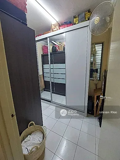 Kompleks Suria Kinrara Block D