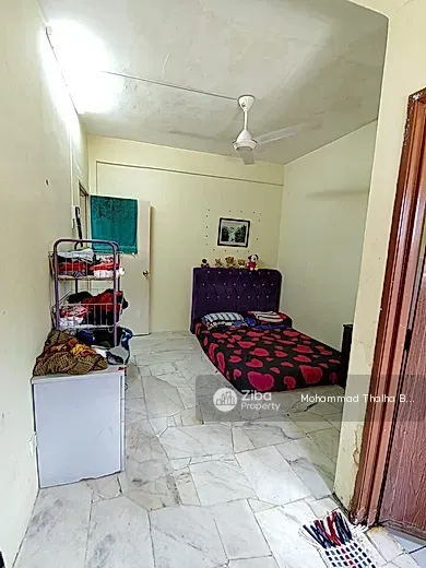 Desa Kempas Apartment