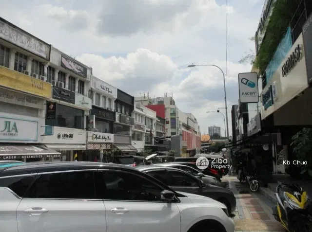 Jalan Telawi, Bangsar