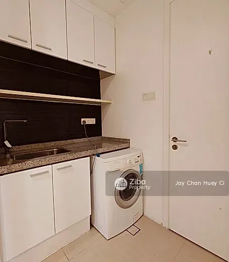 Binjai 8 Premium Soho