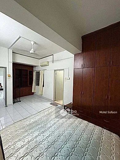 Ridzuan Condominium