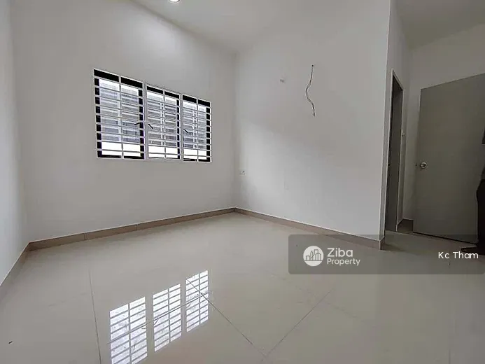 Avia Plus @ Bandar Country Homes, Rawang