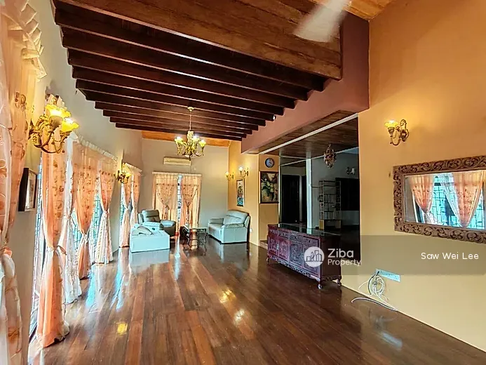 Ferringhi Villa