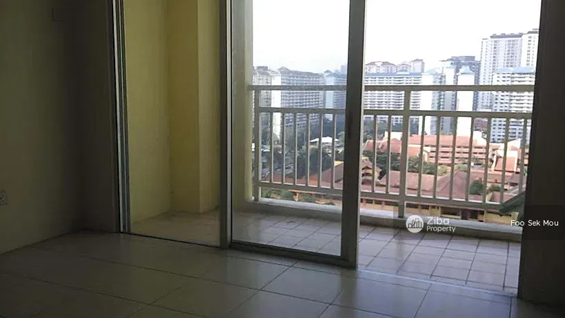 Pv10 Platinum Lake Condo