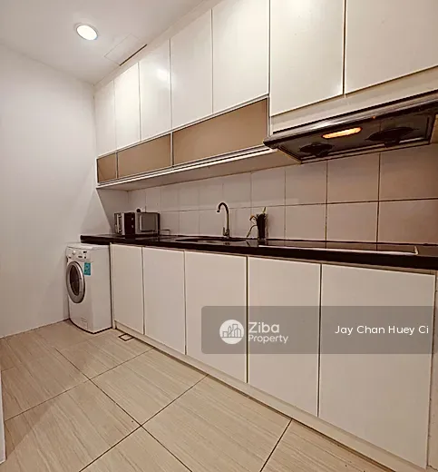 Binjai 8 Premium Soho