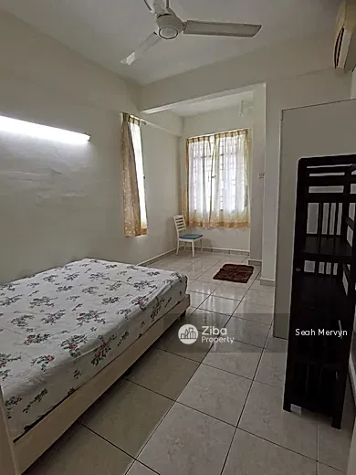I-suria Apartment