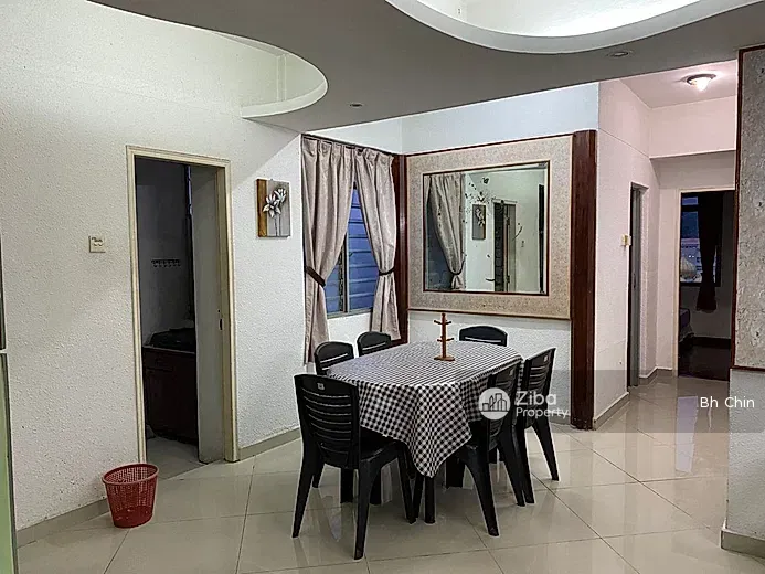 University Heights Apartment