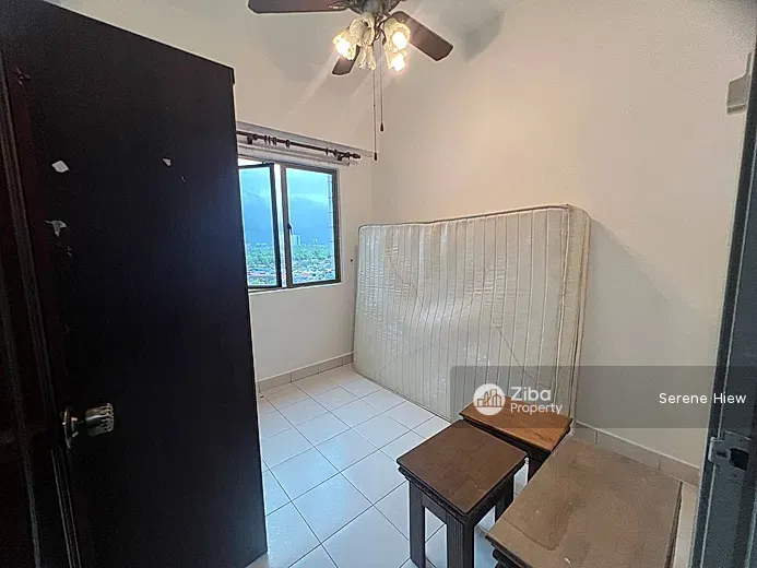 Danga View Apartment
