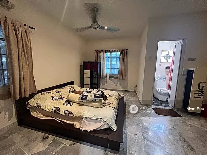 2 Storeys (nlot) @ Pusat Bandar Puchong, Puchong Selangor