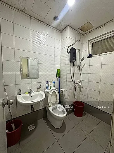 Season Luxury Apartment