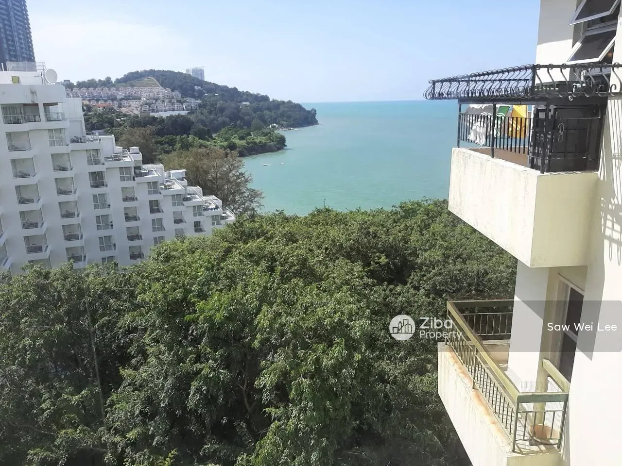 The Reef Condominium