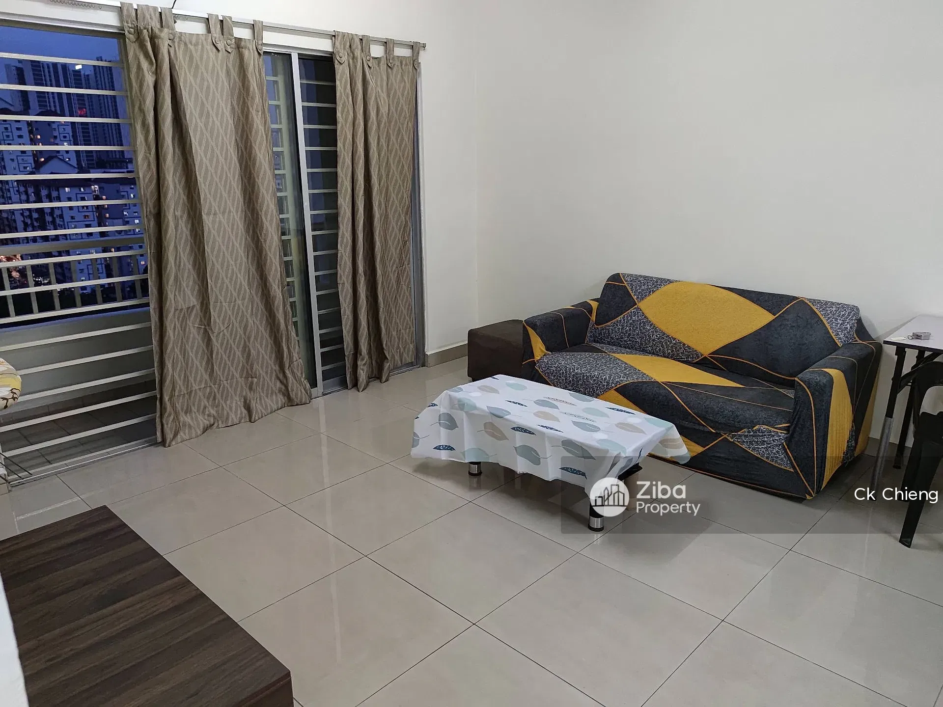 Suriamas Condominium