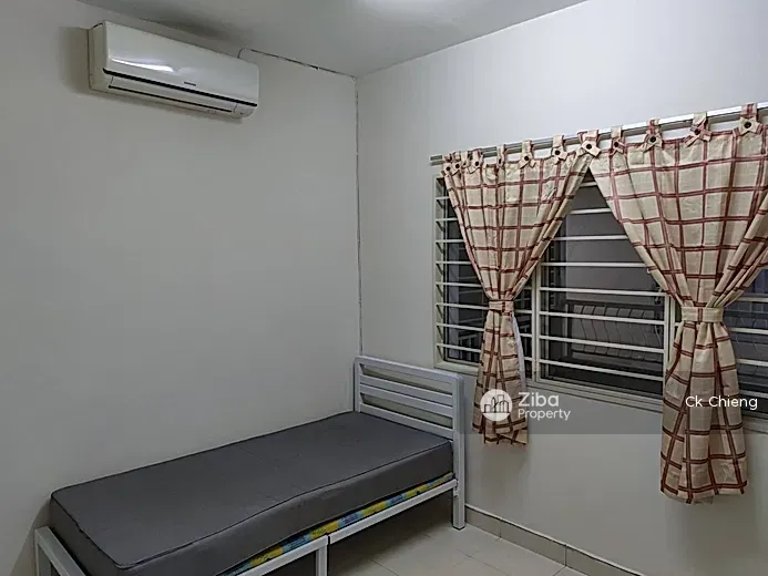 Suriamas Condominium