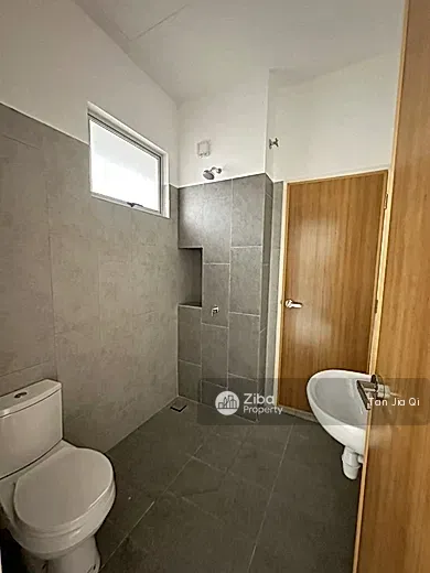 Iconia Garden Residence